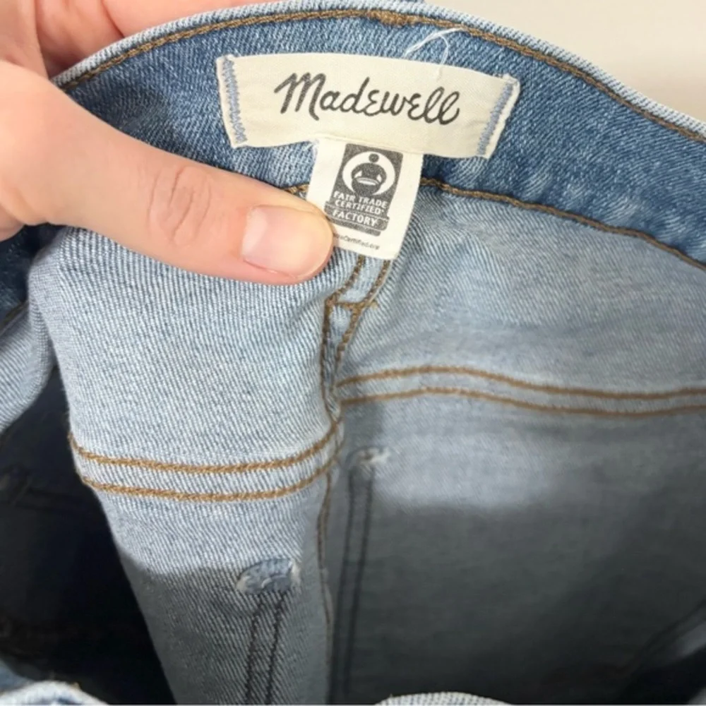 Madewell The Mid-Rise Kick out Jeans‎